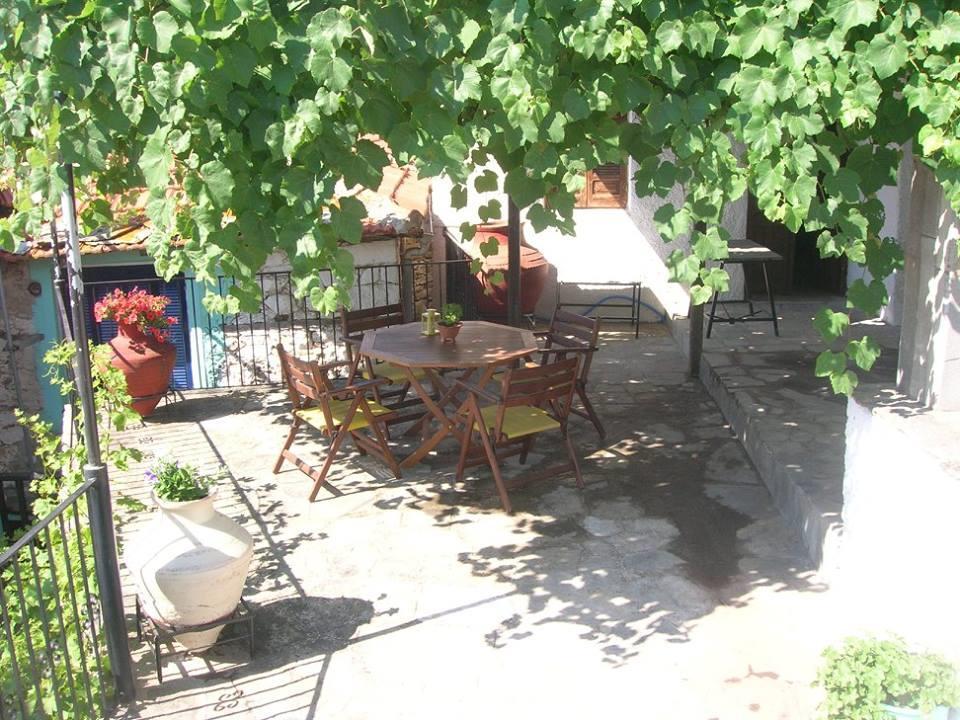 Gasthaus Athina'S House Skala Sotiros Exterior foto